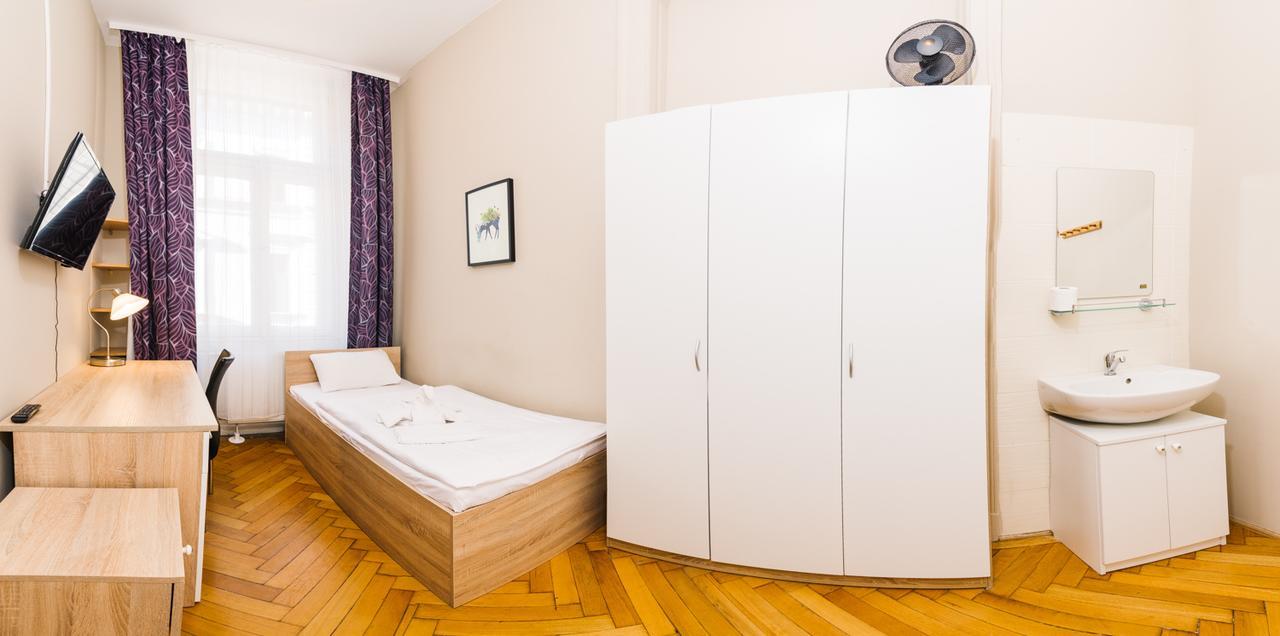 Centric Lifestyle Apartments Budapest Exterior photo