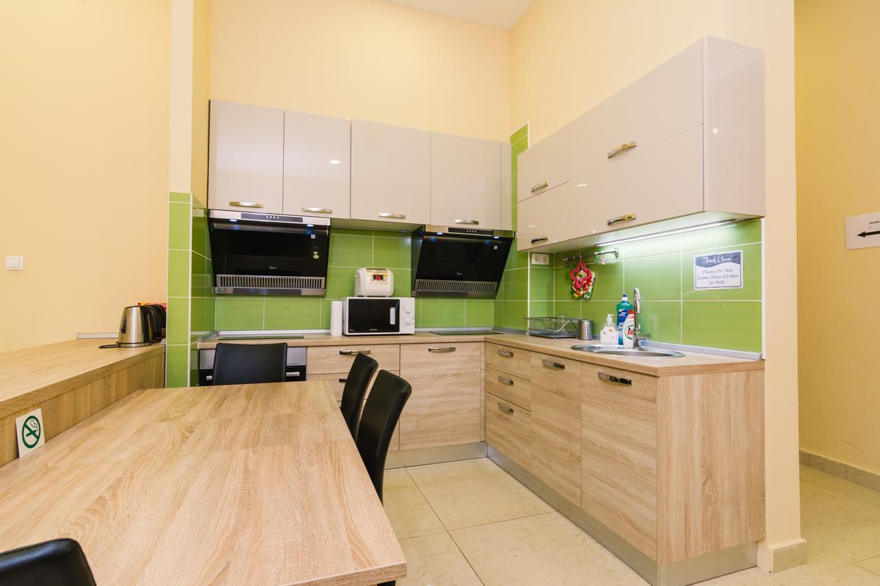 Centric Lifestyle Apartments Budapest Exterior photo